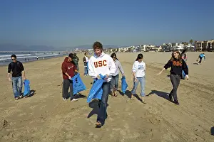 Recycling: Heal the Bay Clean-up, Venice Beach
