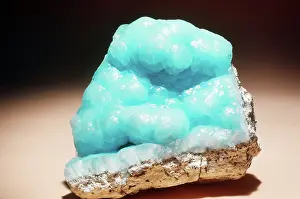 Vein: Hemimorphite from Zacatecas, Mexico