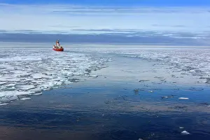 Ships: Henry Larsen Icebreaker Ship Canadian Coast
