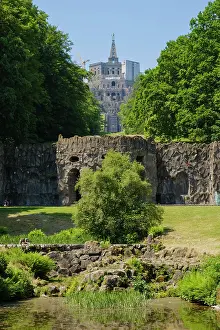 Father: Hercules Building above the Cascades, Bergpark Wilhelmshnhe