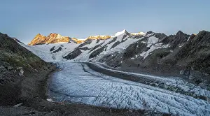 Groove: High alpine landscape, sunrise, glacier tongue