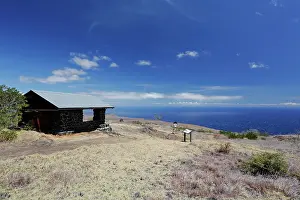 Huts: Hilina Pali lookout and shelter, Hawai'i Volcanoes