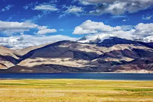 Tibet: Himalayan mountain lake Tso Moriri in Himalayas