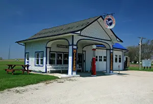 Tire: Historic gas station and garage along historic Route