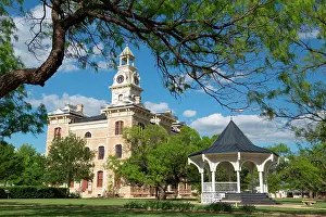Hall: Historic town hall, pavilion at the front, Albany