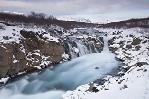 Hlauptungufoss: Hlauptungufoss Waterfall winter