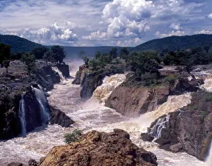 Tamil: Hogenakkal water Falls, Tamil Nadu, India, Asia