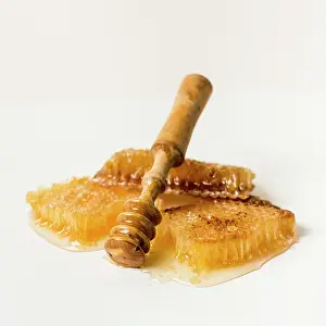 Sweet: Honey spoon honeycomb