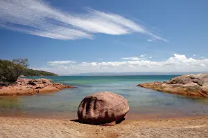 Pure: Honeymoon Bay, Coles Bay, Freycinet National