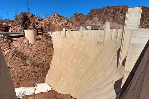 250119: Hoover Dam hydroelectric dam on the border between