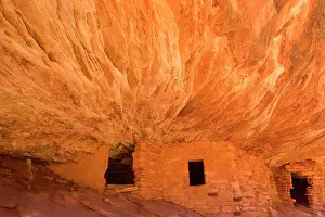 Alcove: House on Fire Ruin - ancient puebluan dwelling