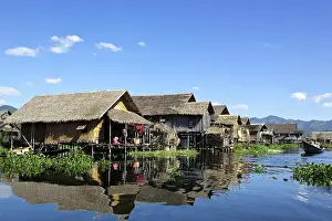 Houses: Houses and huts at Inle Lake, Shan State, Myanmar, B