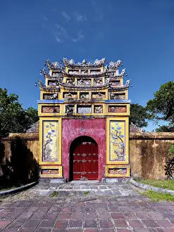Fortresses: Hue Citadel: Imperial city Vietnam