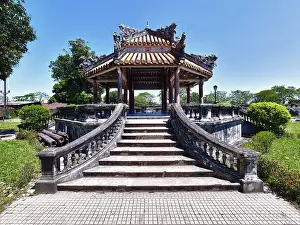 Fortresses: Hue Citadel: Imperial city Vietnam