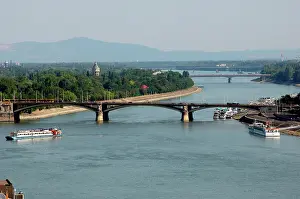 Fluvial: Hungary, Budapest. Danube river