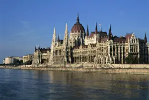 Government: Hungary, Budapest, Houses of Parliament