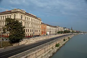 Main: Hungary, capital city of Budapest. Buda