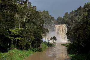 Spray: Hunua Falls