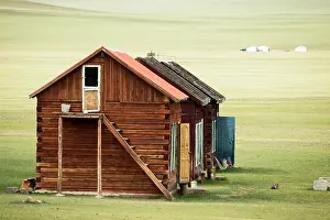 Huts: Huts in the Mongolian steppe, Tsaritsyn Ereg - Province