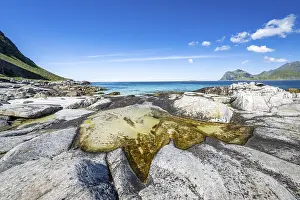 Norwegian: ibxroh12262938.jpg