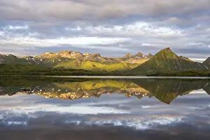 Norwegian: ibxroh12262960.jpg