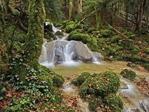 Waterfalls: ibxshu13180875.jpg