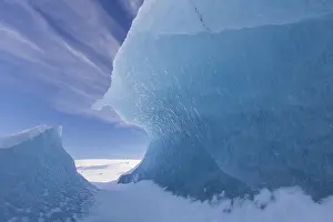 Fjallsrln: Ice formations in the Fjalls rlnn Glacier Lagoon
