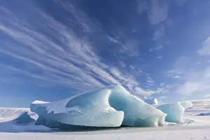 Fjallsrln: Ice formations in the Fjalls rlnn Glacier Lagoon