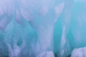 030722: Ice at Glacier Samarinbreen in the Hornsund - Svalbard