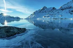 Structures: Ice structures and rock in the black ice of the