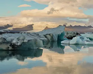 Broken: Iceberg formations broken off from the Breidamerkurjokull