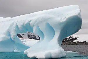 Lemaire: Iceberg in the Lemaire Channel along the coast