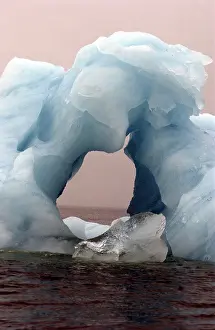 Sophie Gooders: Iceberg - Spitzbergen