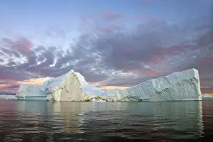 Disko: Iceberg at sunset in the Kangia icefjord, Disko-Bay