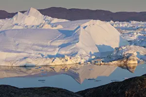 Kangia: Icebergs - Kangia Icefjord - Greenland