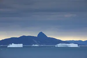 Uummannaq: Icebergs at Uummannaq Fjord - Greenland