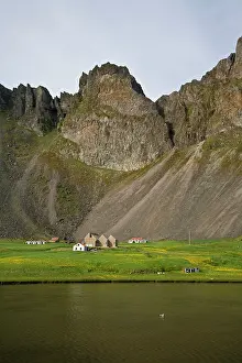 Bendjebar: Icelandic farm