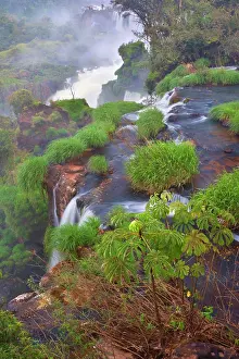 Iguacu: Iguazu Falls / Iguacu Falls - water masses of Iguazu