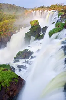 Iguacu: Iguazu Falls / Iguacu Falls - water masses of Iguazu