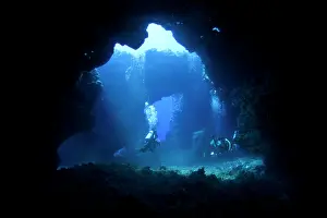 Cathedrals: Inside of the cave at the 1st Cathedrals