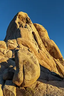 Mojave: Intersection Rock in Joshua Tree National Park, California