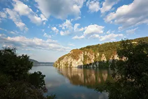 Fier: Iron Gate, Portile de Fier, gorge of river