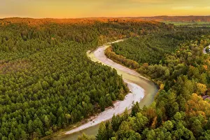 Isarauen: Isar in the evening light, nature reserve Isarauen