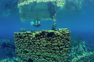Dives: Italy, Abruzzo, Capestrano, Capo d'Acqua lake scuba diver ex