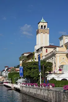 Rippled: Italy, Brescia Province, Gardone Riviera