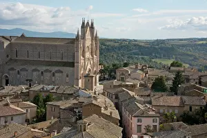 Umbria: Italy, Umbria, Orvieto. Overview of the