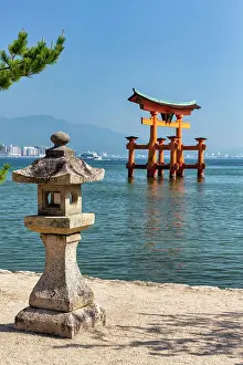 Label: Itsukushima Miyajima Japan. Itsukushima Shrine and