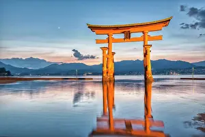 Label: Itsukushima Miyajima Japan. Itsukushima Shrine and
