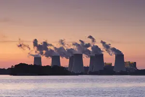 Stations: Jaenschwalde lignite-fired power station at morning