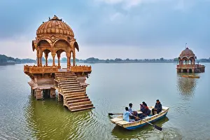Pavilion: Jaisalmer, India, November 16, 2019: Tourists in